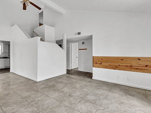 5th image of 3001 Beechwood St