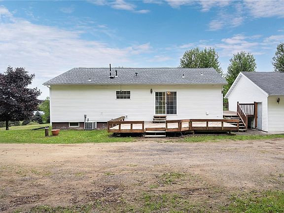 3rd image of E4703 430th Avenue