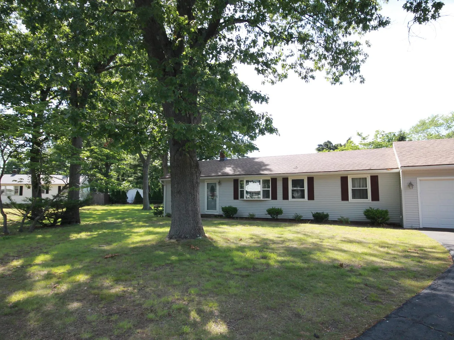 71 Bradley St — Photo 3