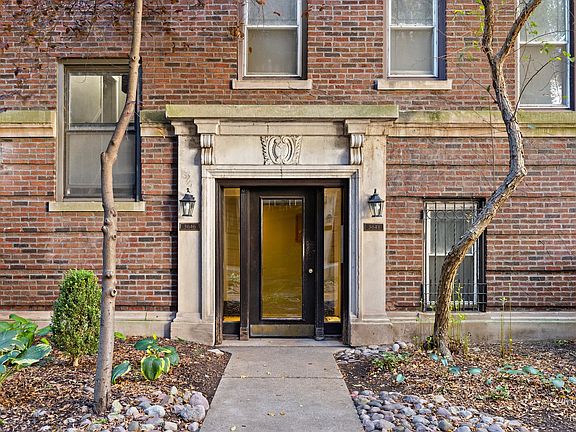 2nd image of 3648 N Pine Grove Ave #3J