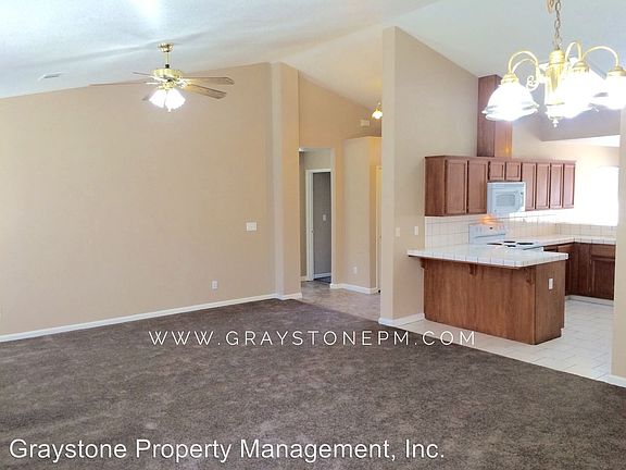 5th image of 2058 Hastings Dr