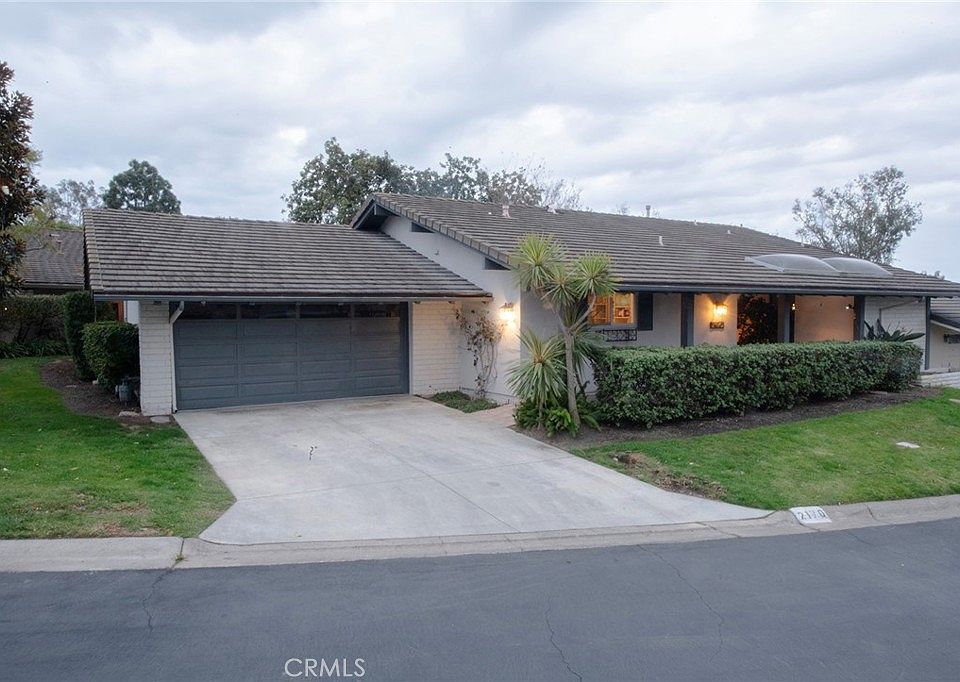 1st image of 2170 Vista Entrada