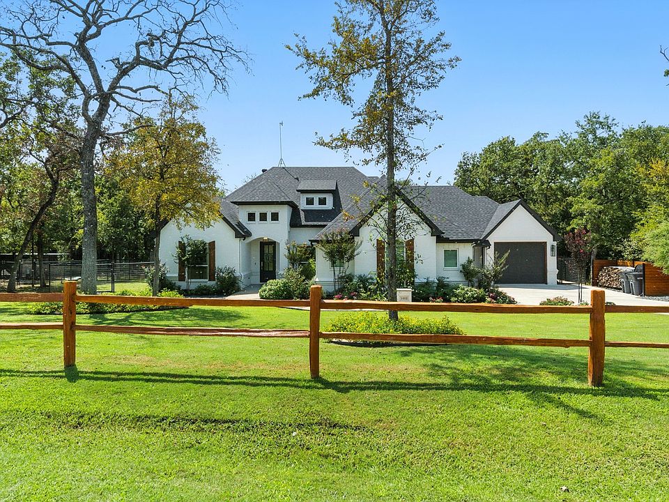 1st image of 1001 Trinity Oaks Rd