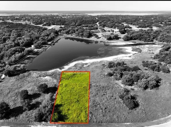 4001 Whitecrest Dr, Whitney, TX 76692