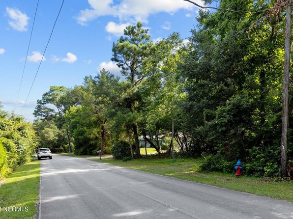 149 Arborvitae Drive, Pine Knoll Shores, NC 28512