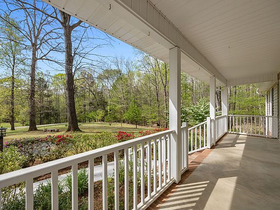 4th image of 1551 Dogwood Dr