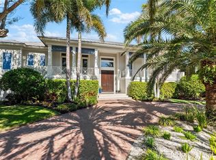 173 9th Ave S, Naples, FL 34102