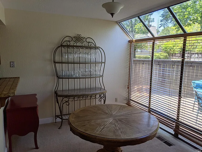 1382 Saint James Ct — Photo 13