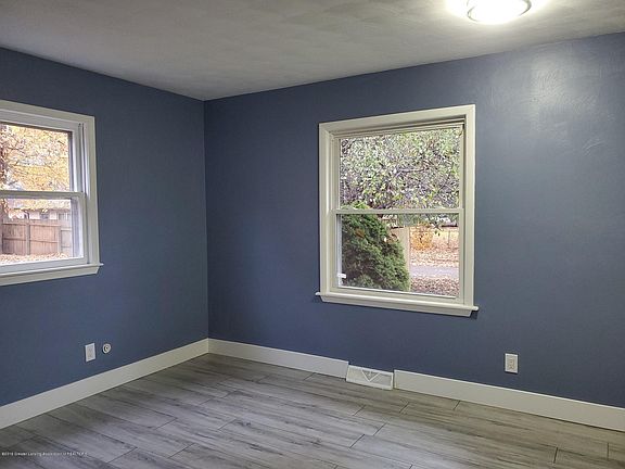 5th image of 1805 Kennedy Dr