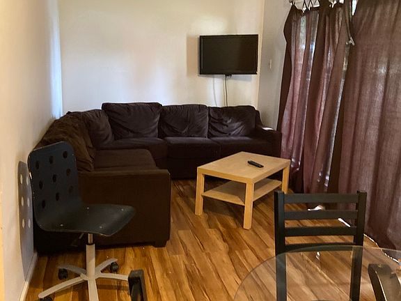 5th image of 1111 S State St #1