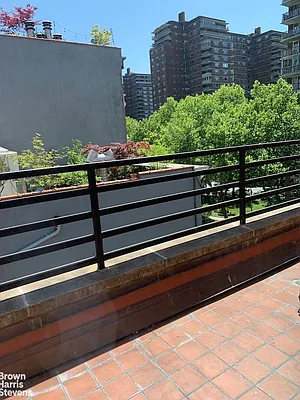 Rented by Brown Harris Stevens | media 22