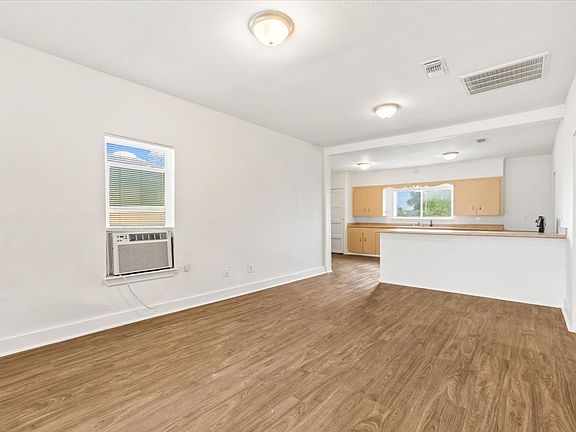 4th image of 1408 8th St
