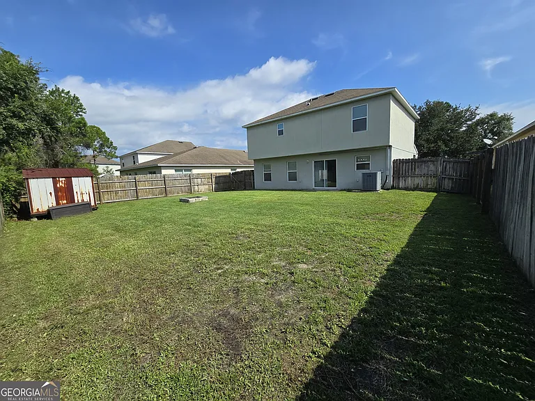 110 Pine Bluff Blvd W — Photo 49