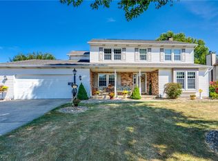 3182 Edinburg Ave NW, Canton, OH 44708