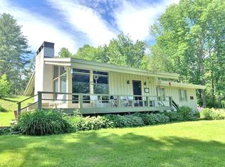 959 Cottage Club Rd, Stowe, VT 05672