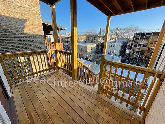 5th image of 1351 W Carmen Ave APT 3