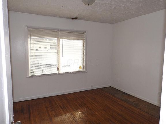 5th image of 2765 Cleveland Ave Unit D