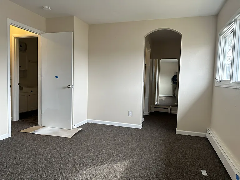 400 E 45th Ave #3 — Photo 9