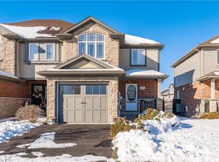 32 Laughland Ln, Guelph, ON N1L0C9