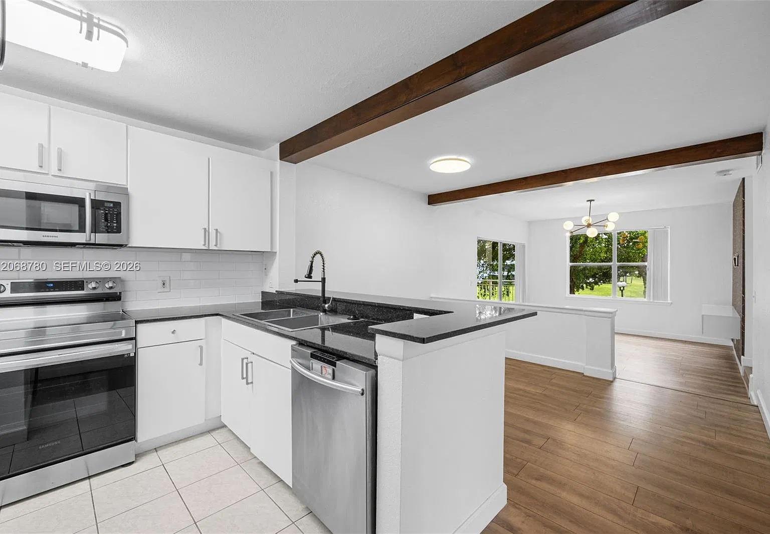 Verano At Delray Condo — Photo 2