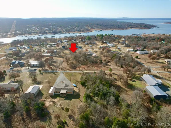 11 E 1147th Rd, Porum, OK 74455