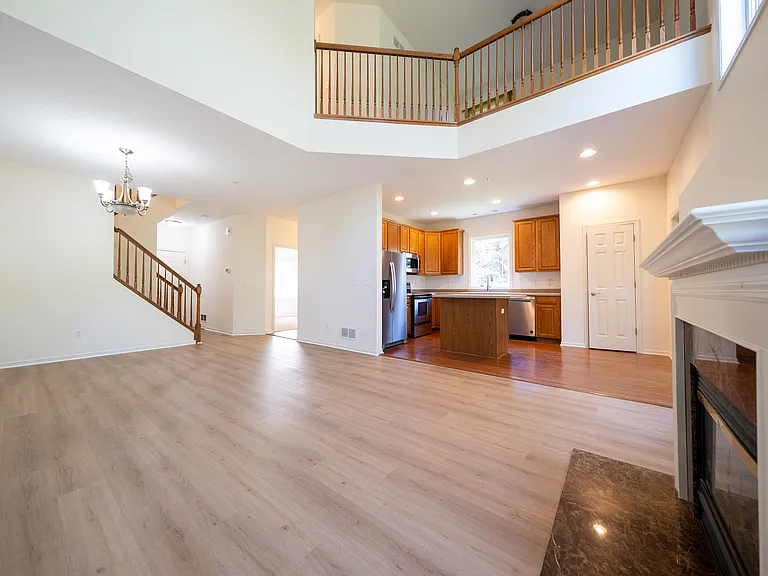 15523 Lilac Dr — Photo 4