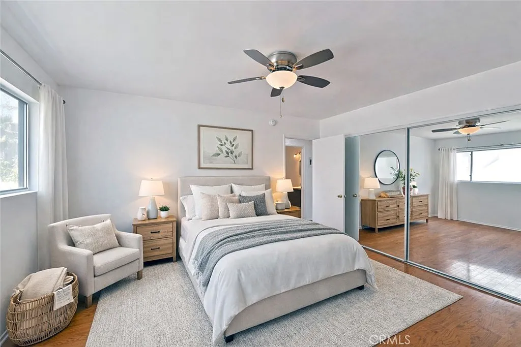 2 bed, 950 sqft, $3,200 — Photo 4