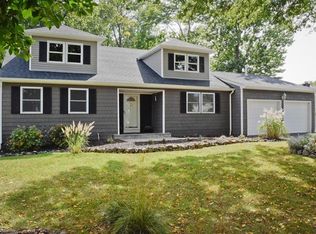 36 Tanglewood Dr, East Hanover, NJ 07936