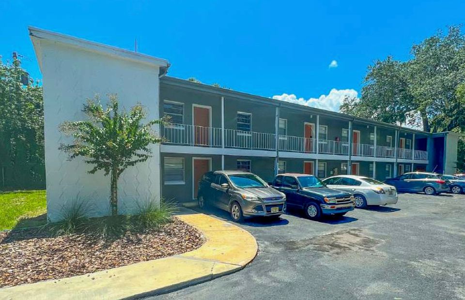 2nd image of 311 S Brown Ave APT 6