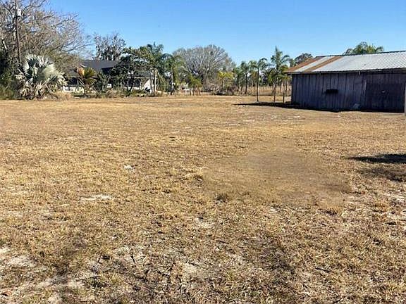 4th image of Brooks Rd