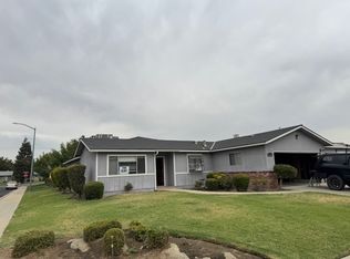 1713 Norwich Ave, Clovis, CA 93611