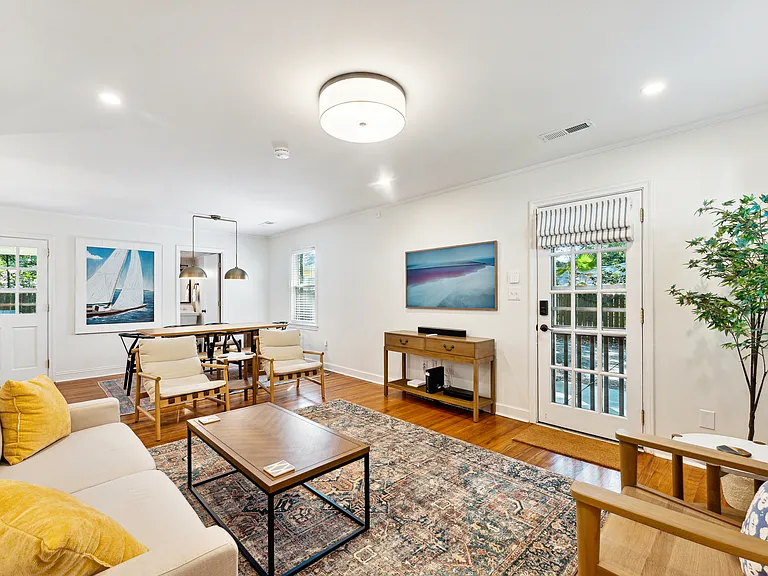 1444 Pocahontas St — Photo 44