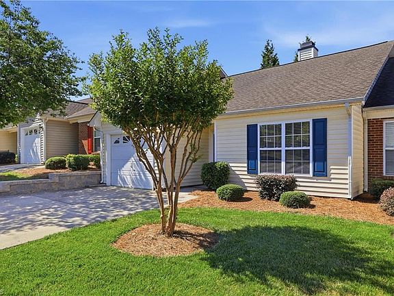 2nd image of 4303 River Crest Ln