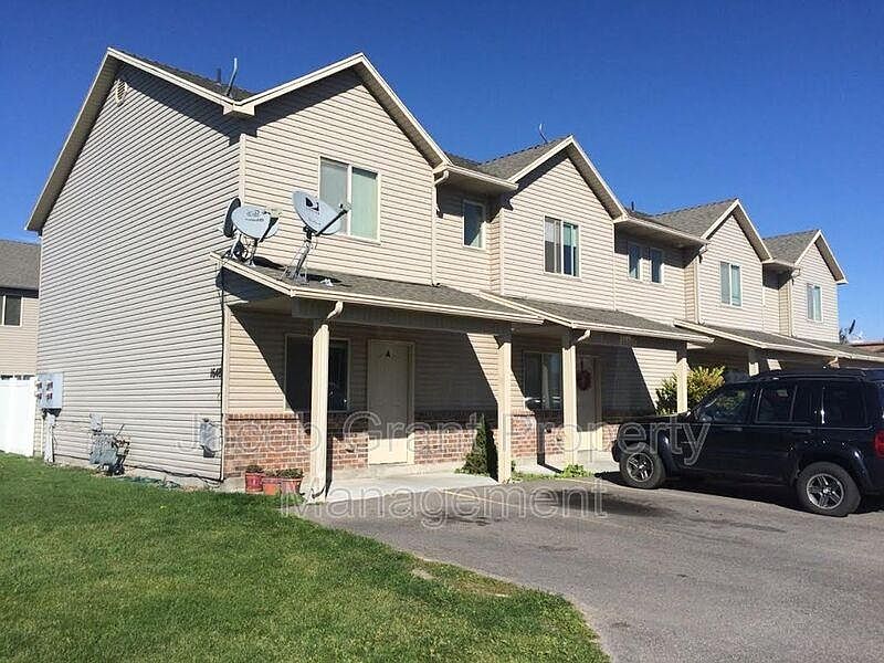 1st image of 1648 N Stevens Dr APT A