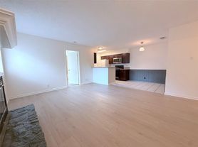 9900 Hundred Oaks Cir, Austin, TX