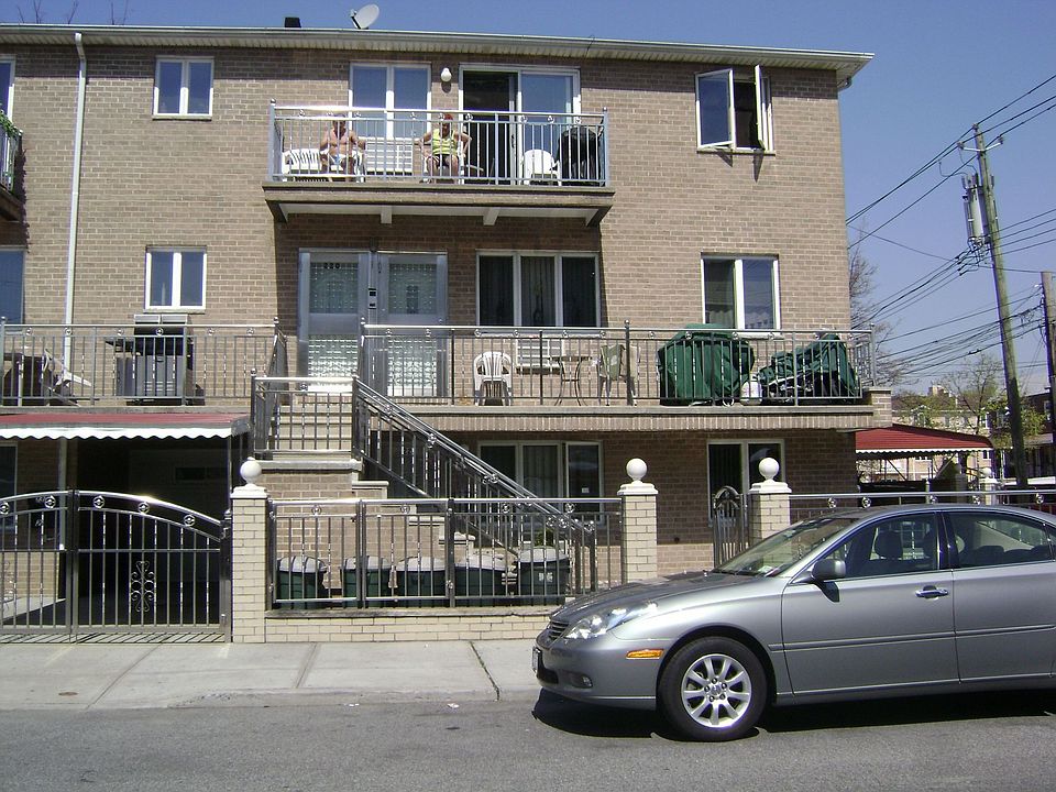 1st image of 220 Bay 43 St