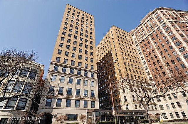 1st image of 3730 N Lake Shore Dr APT 2A