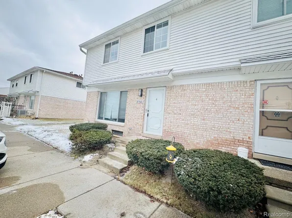 37763 Colonial Dr, Westland, MI 48185