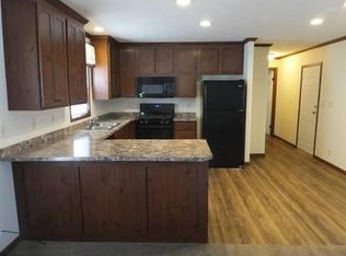236 W Woodside Ter, Holland, OH 43528