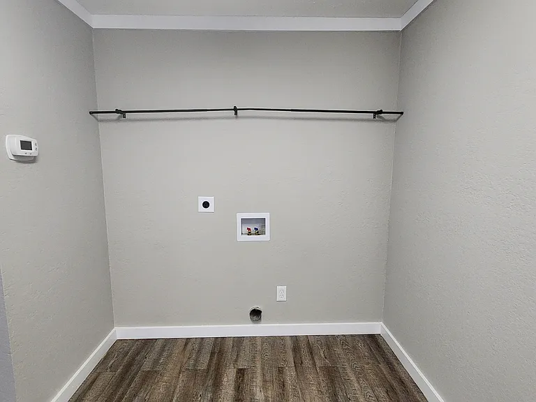 1501 Autumn Ave — Photo 6