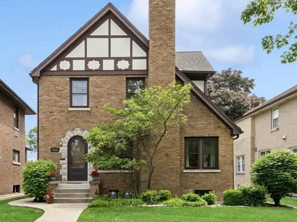 1010 N Belleforte Ave, Oak Park, IL 60302