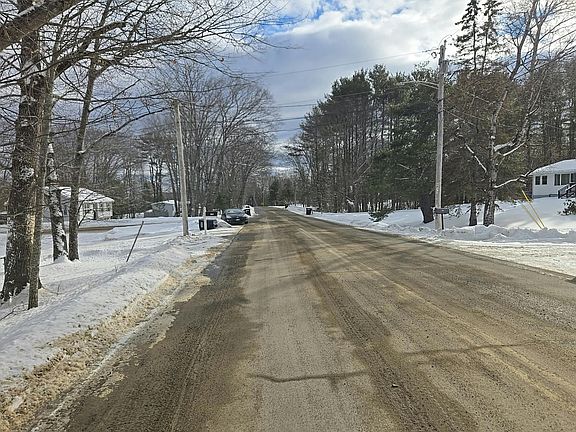 4th image of 172 Klatte Rd