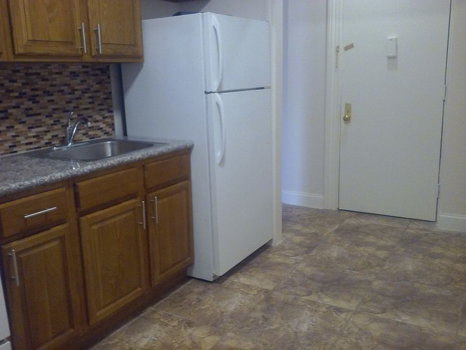 1st image of 37 Bay 26th St #1