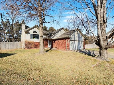 8914 W Meadow Knoll Ct, Wichita, KS, 67205