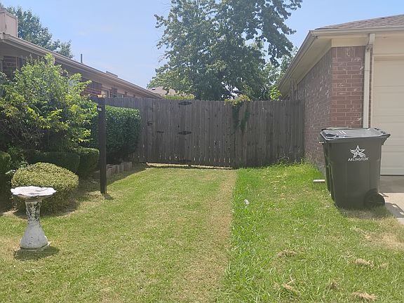 2nd image of 708 Port Richmond Way