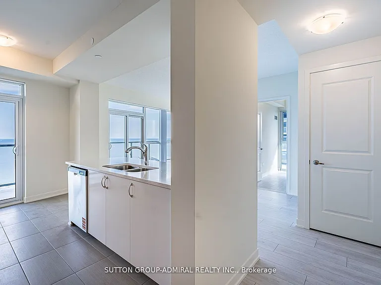38 Annie Craig Dr #4305 — Photo 7