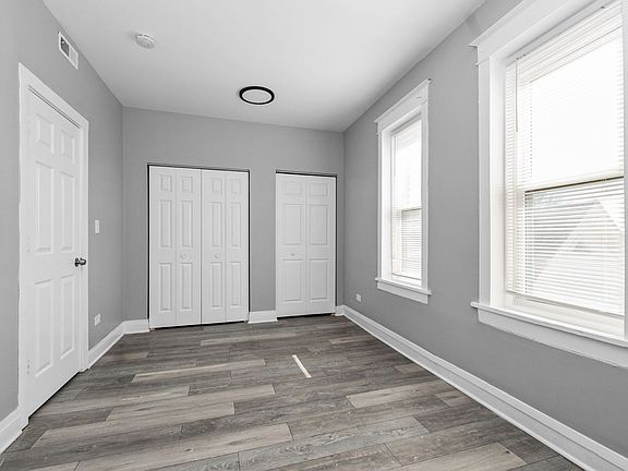 5th image of 13447 S Houston Ave #3W