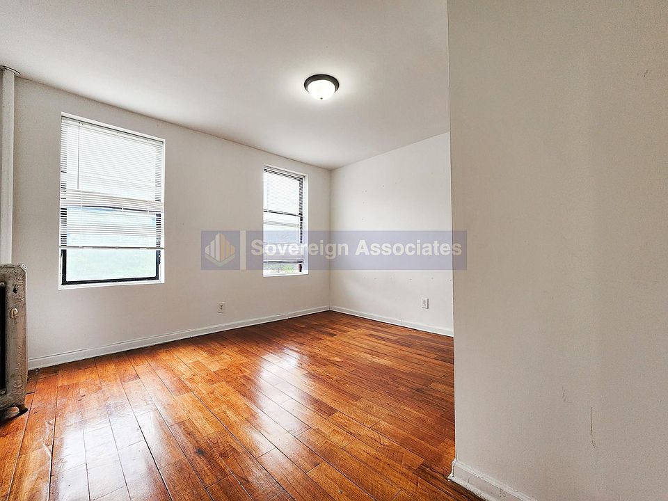 1st image of 3620 Broadway #33