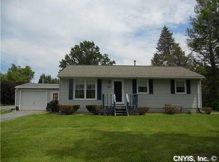 718 School St, Skaneateles Falls, NY 13153