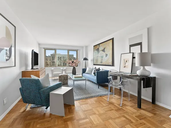 900 W 190th St APT 5M, Manhattan, NY 10040
